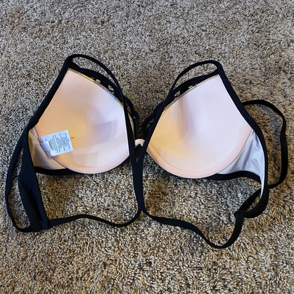 Swim top - Picture 3 of 5